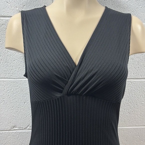Black Ribbed V-Neck Bodysuit​​​​​ - Picture 2 of 8